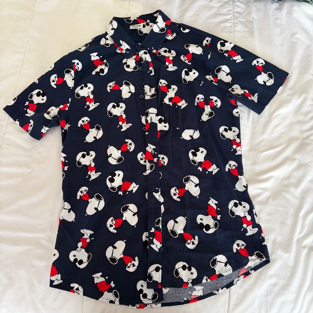 Men's Navy blue Snoopy with sunglasses and red shirt button down short sleeve